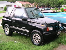 Suzuki Sidekick I Внедорожник открытый 1988 – 1998